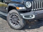 Thumbnail Photo 2 for New 2022 Jeep Gladiator Overland